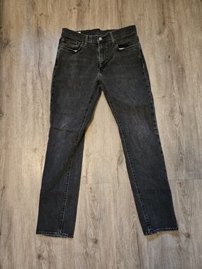 Levi's Men's Black Slim Straight Jeans
